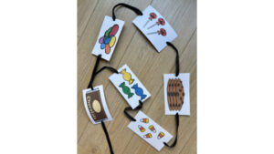 Candy Garland (Trick or Treat)